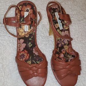 Rare lovely people shoes size 9m